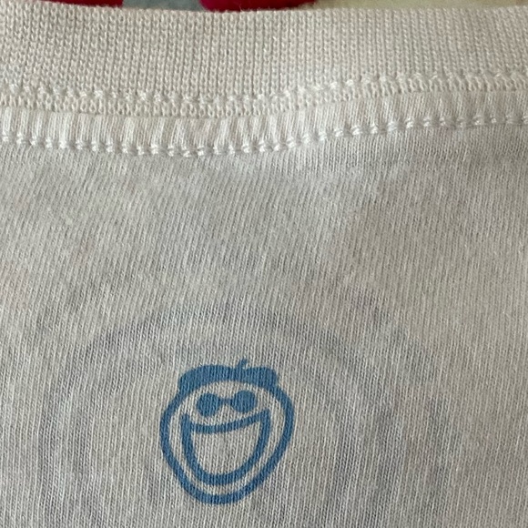 BUNDLE OF 2 LIFE IS GOOD T-SHIRTS: NEVER WORN!! - Picture 8 of 9